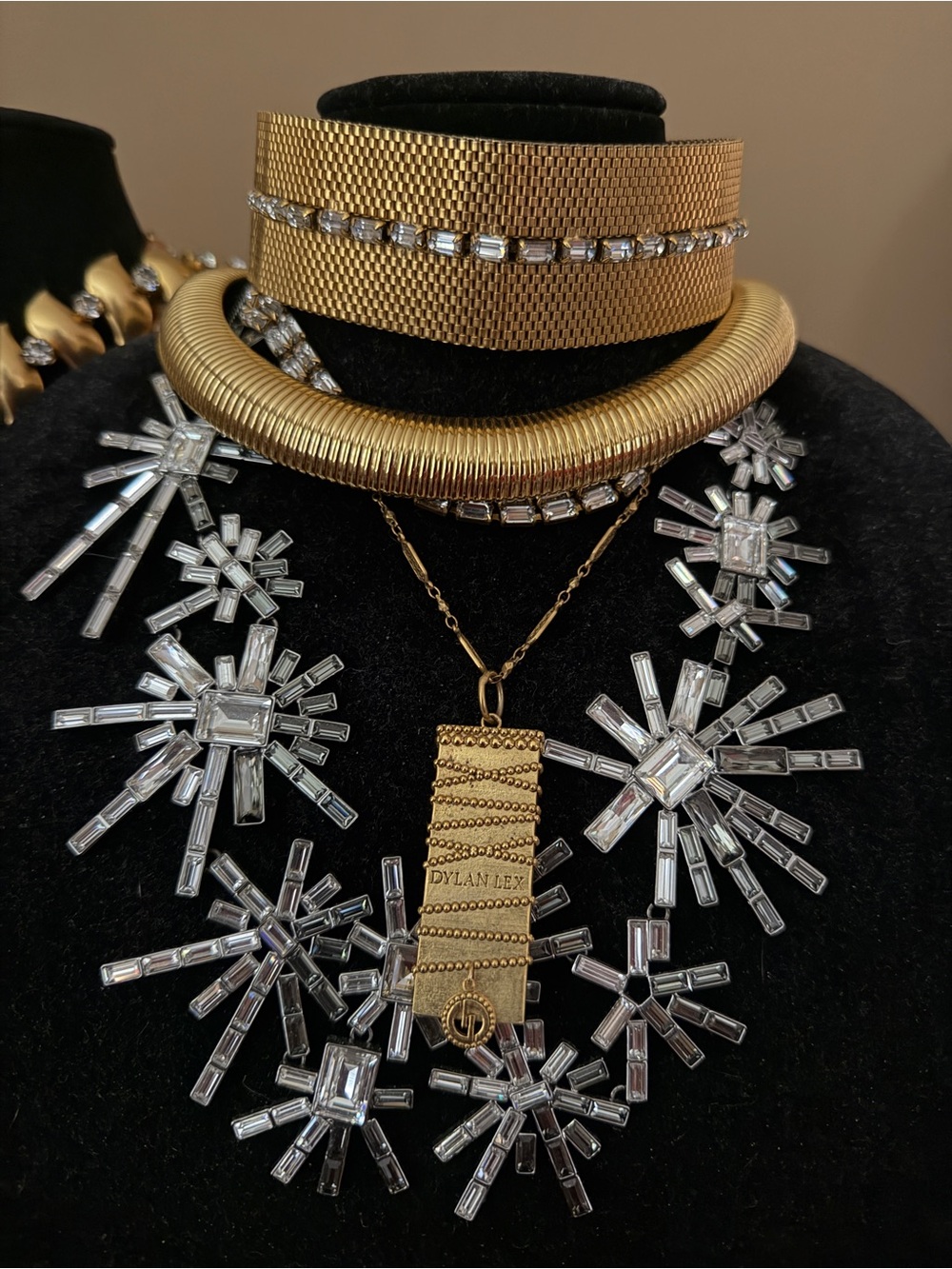 RARE Archived Dylanlex Teddy Statement Necklace - Picture 6 of 6